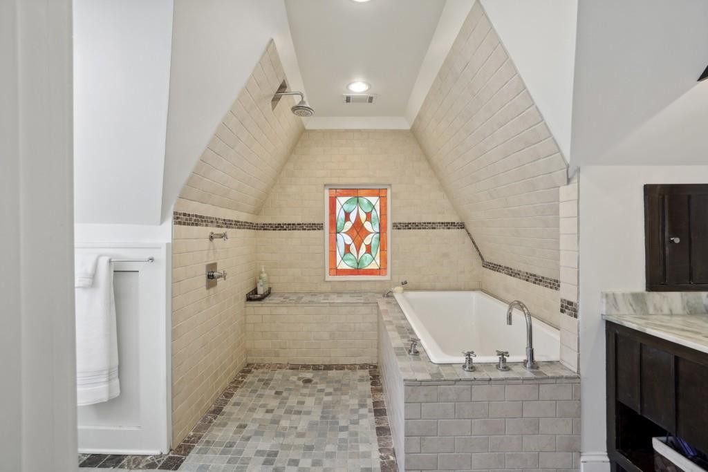 818 E Morningside Drive