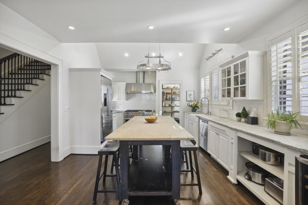 818 E Morningside Drive