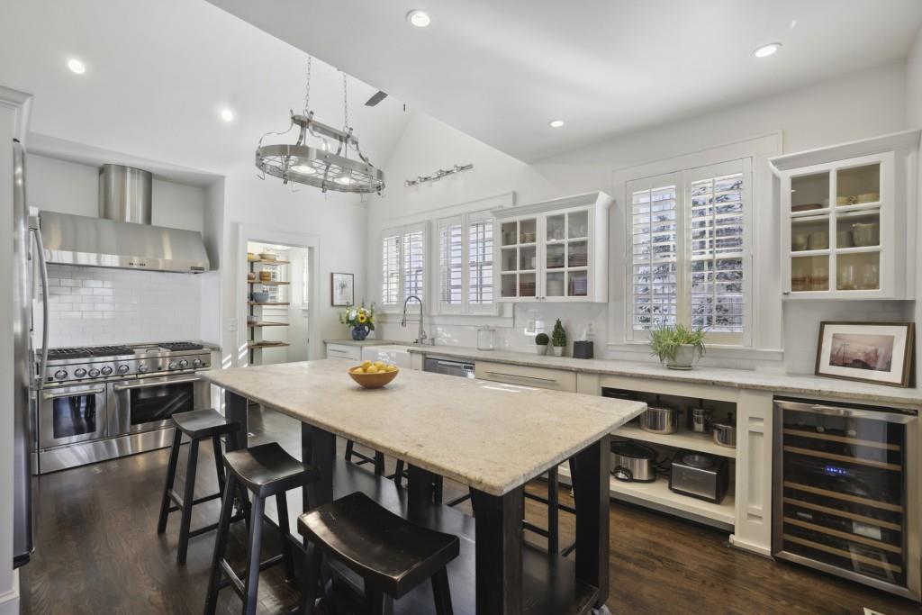 818 E Morningside Drive