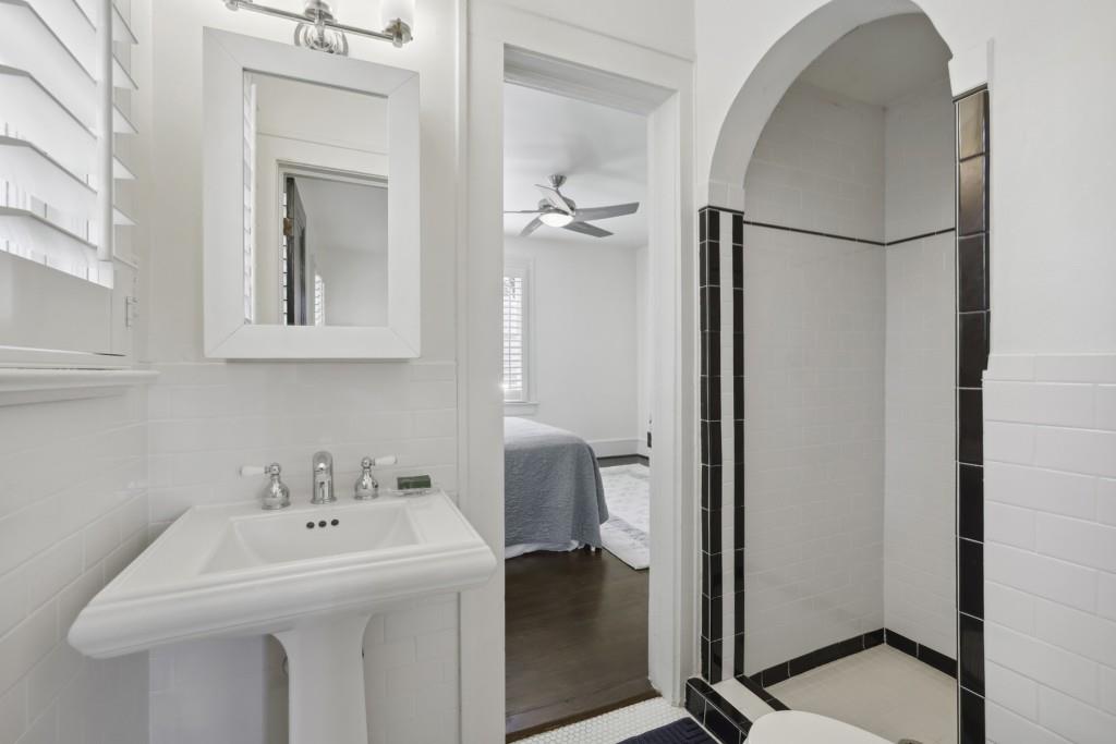 818 E Morningside Drive