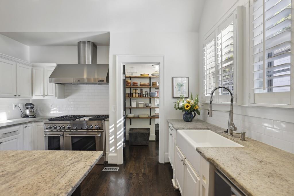 818 E Morningside Drive