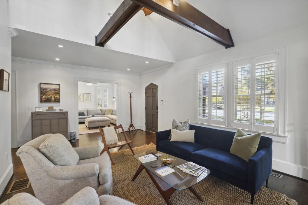 818 E Morningside Drive