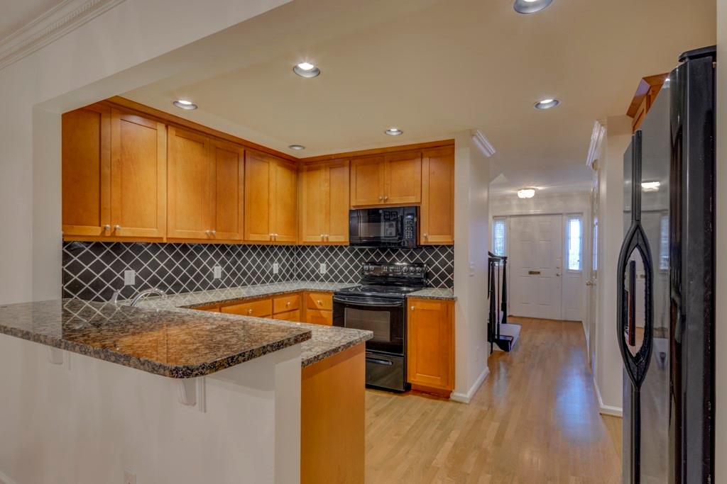 4545 Wieuca Road NE Unit 16