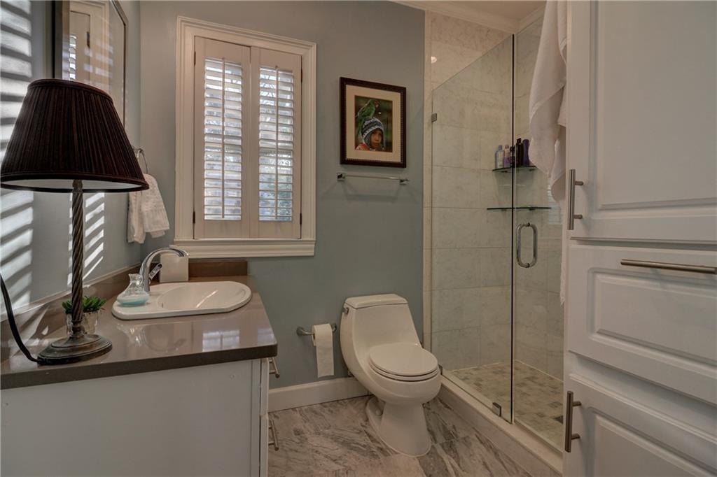 2222 Peachtree Road NW Unit B5