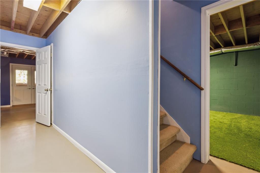 1112 Melton Drive SW