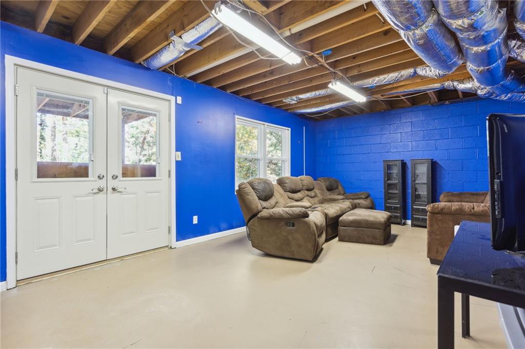 1112 Melton Drive SW