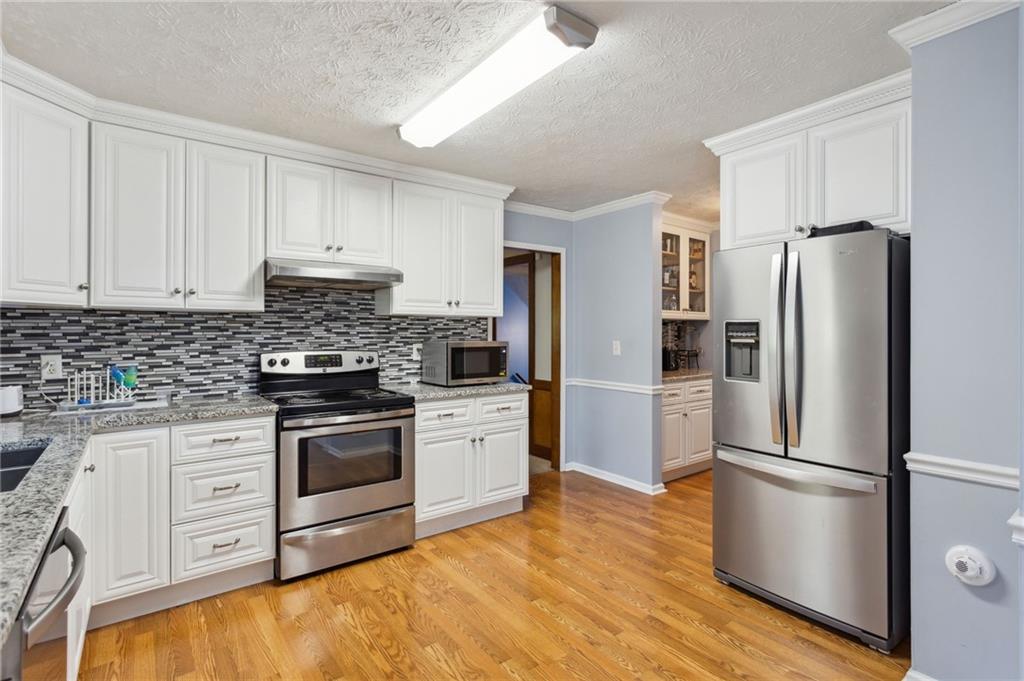 1112 Melton Drive SW