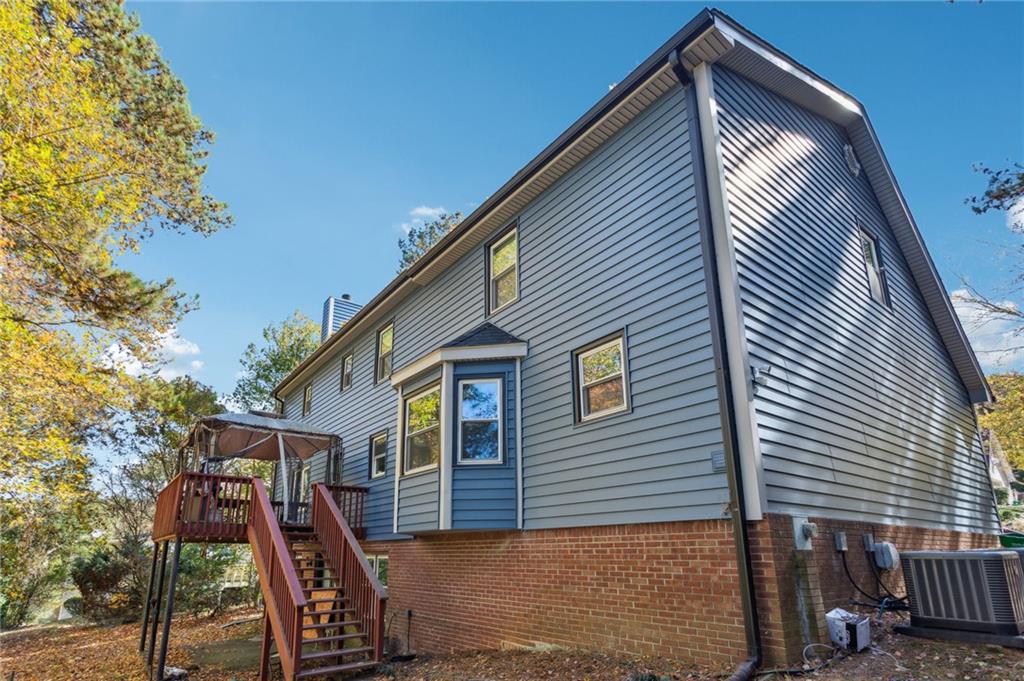 1112 Melton Drive SW