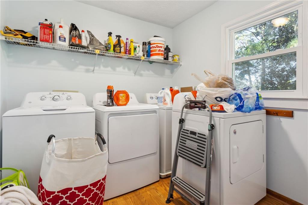 1112 Melton Drive SW