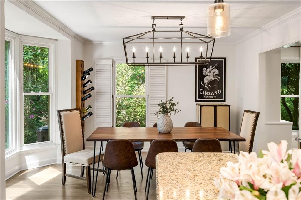 1136 Morningside Place NE