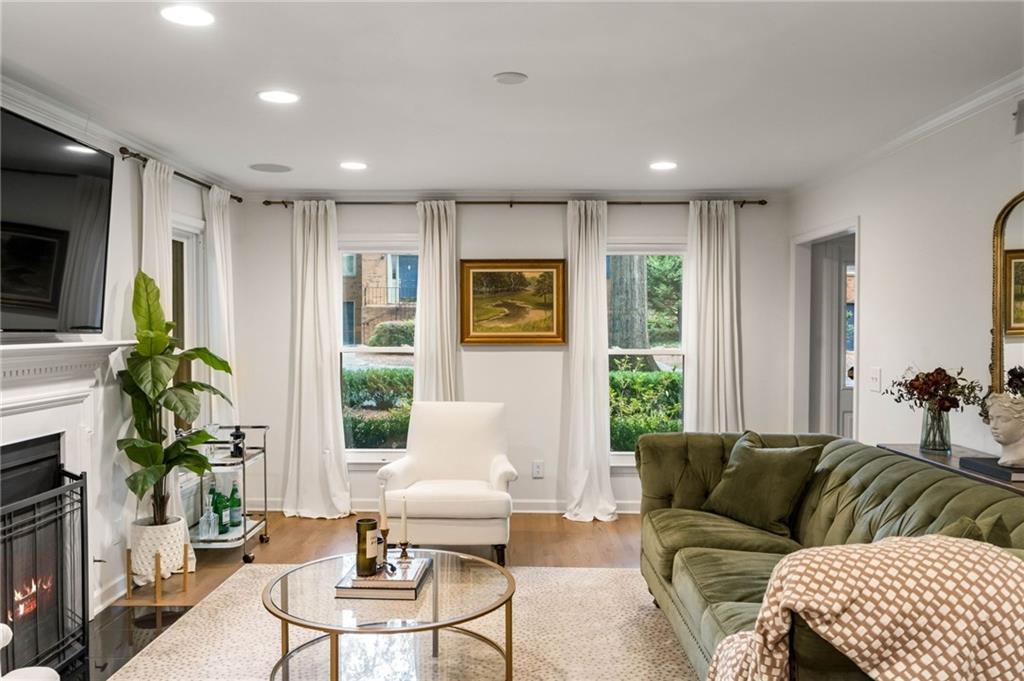 1136 Morningside Place NE