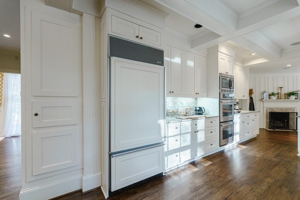 1442 W Wesley Road NW