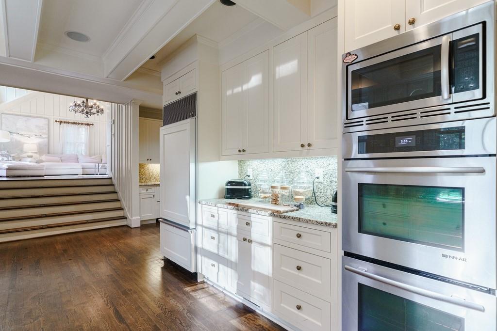 1442 W Wesley Road NW