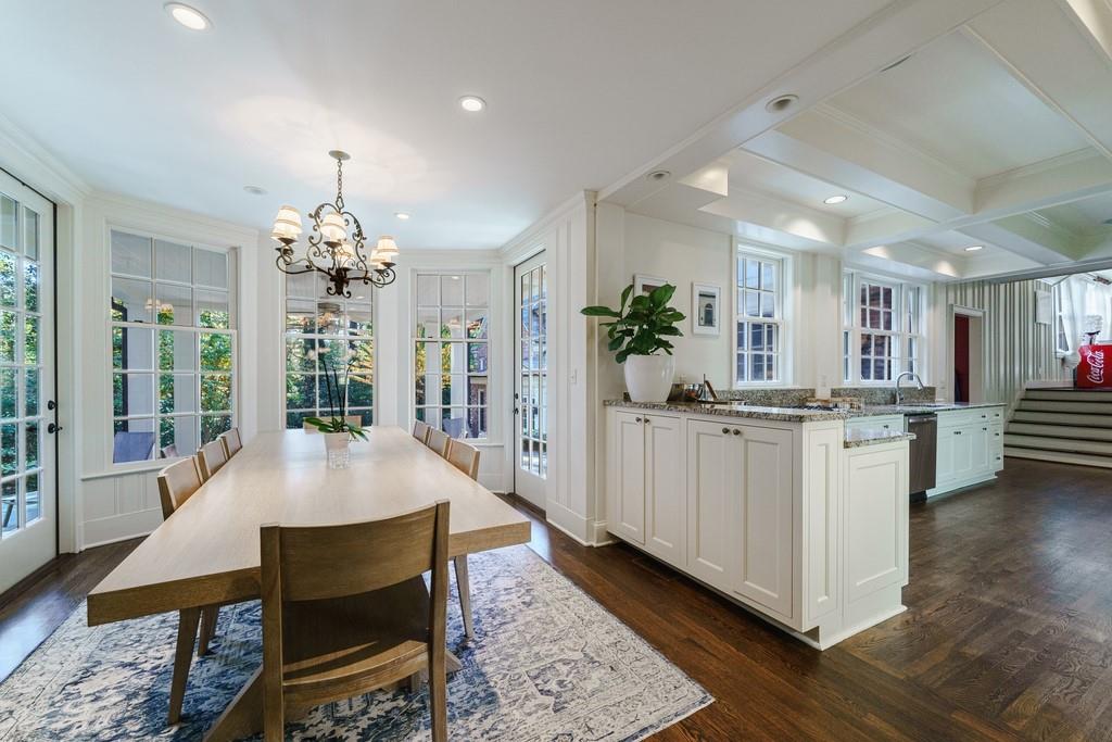 1442 W Wesley Road NW