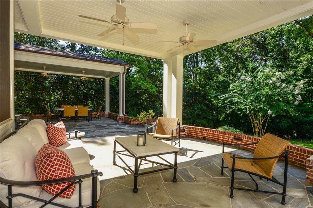 1442 W Wesley Road NW