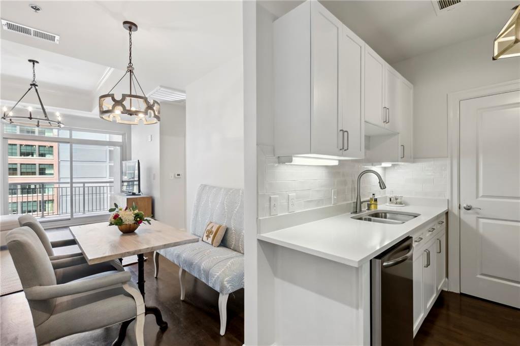 325 E Paces Ferry Road NE Unit 1109