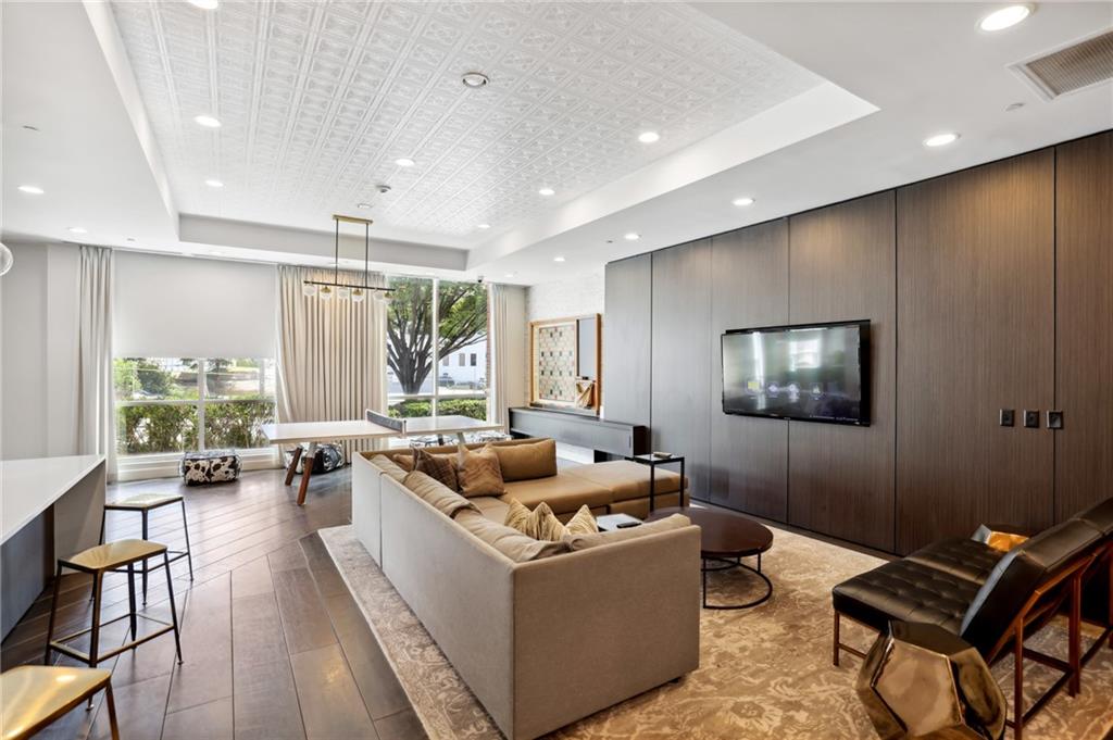 325 E Paces Ferry Road NE Unit 1109