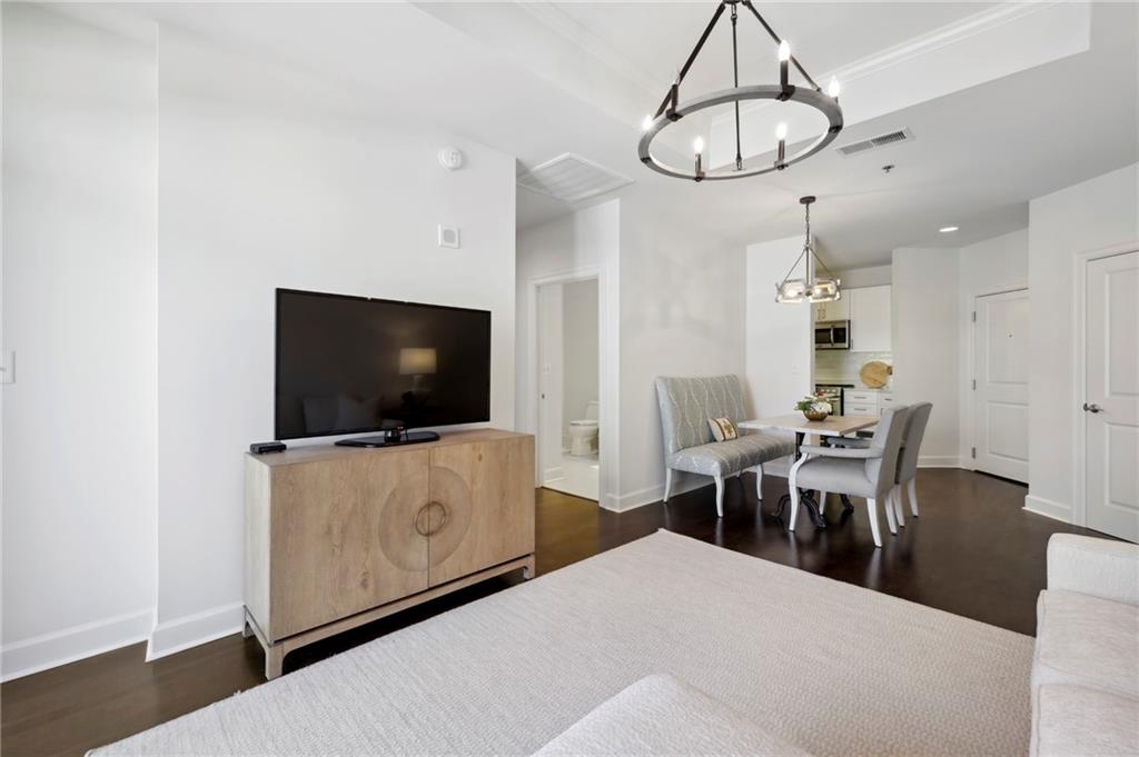 325 E Paces Ferry Road NE Unit 1109