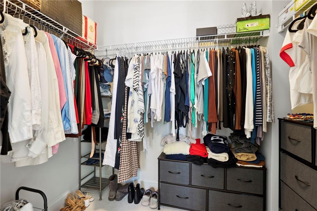 325 E Paces Ferry Road NE Unit 1109