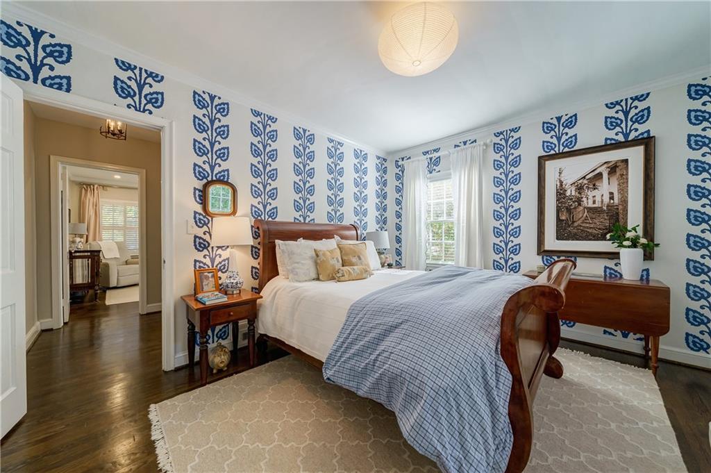 243 Huntington Road NE