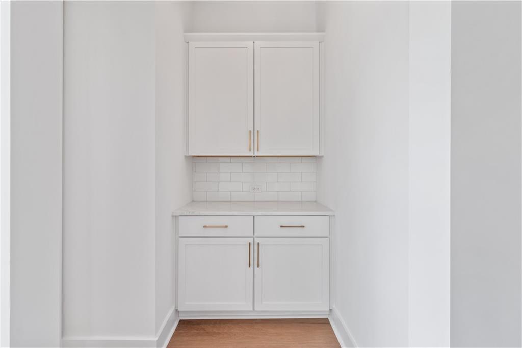 305 Walker Avenue Drive Unit 123