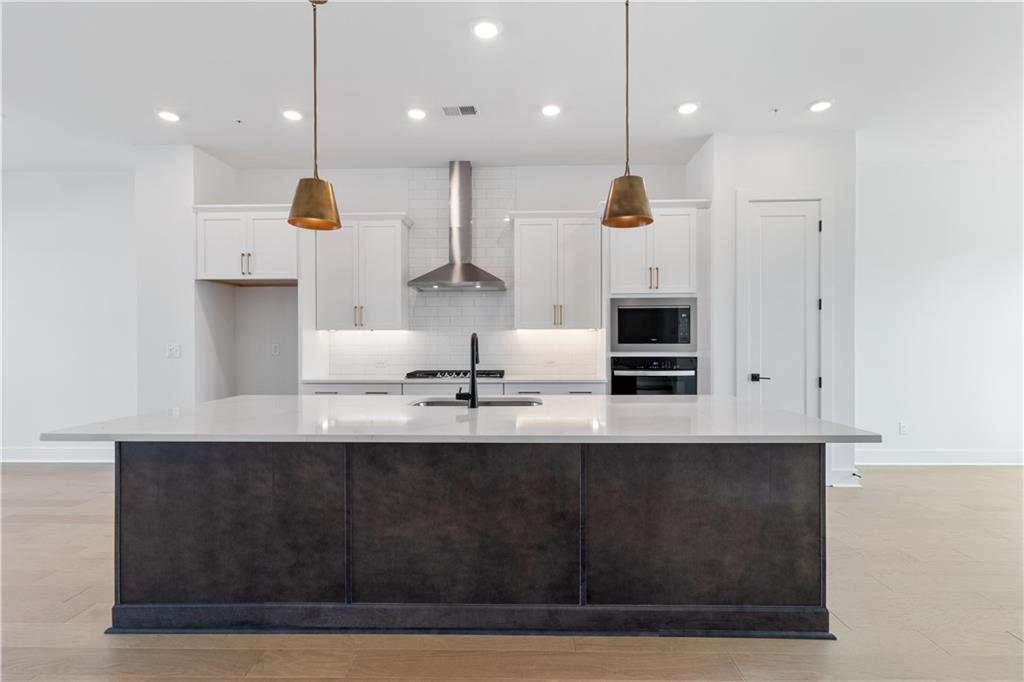 305 Walker Avenue Drive Unit 123