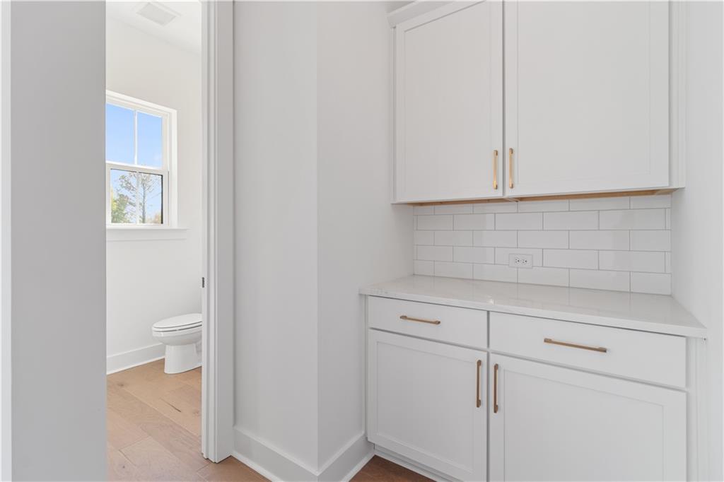 305 Walker Avenue Drive Unit 123