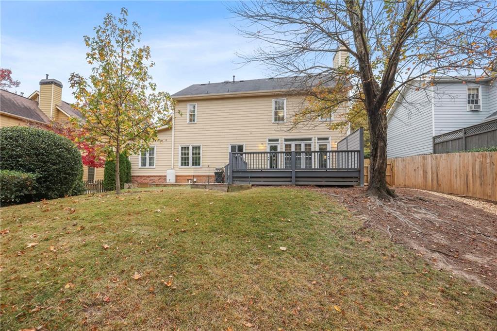 3327 Alden Place Drive NE