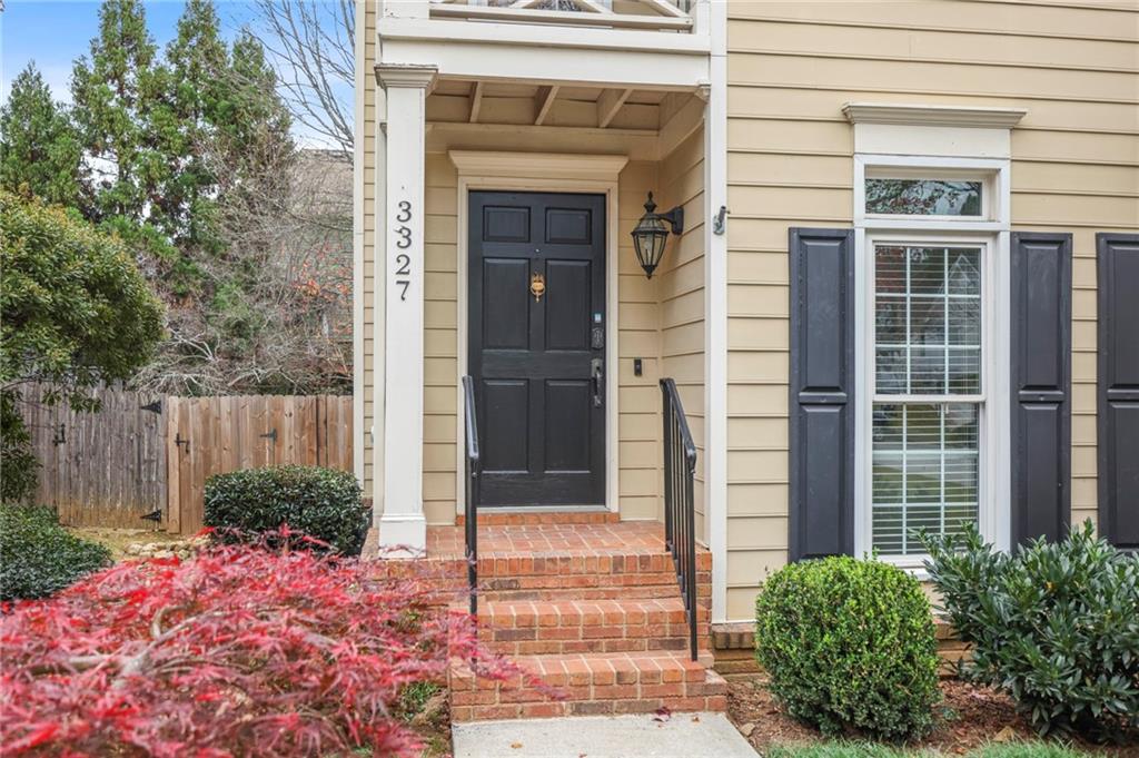 3327 Alden Place Drive NE