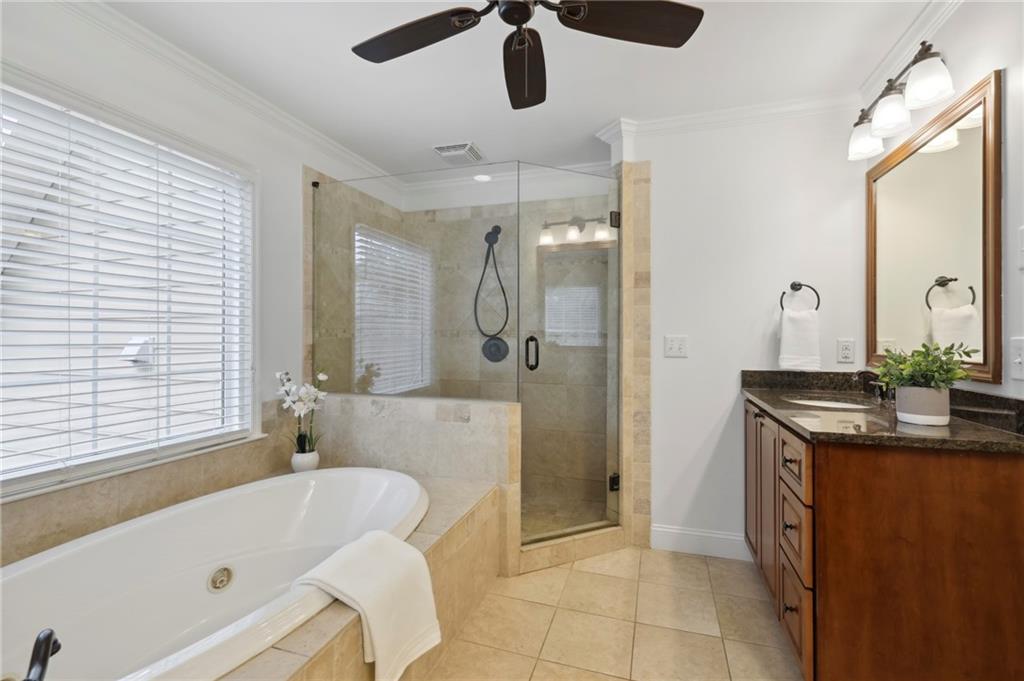 3327 Alden Place Drive NE