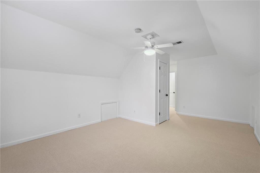 3327 Alden Place Drive NE