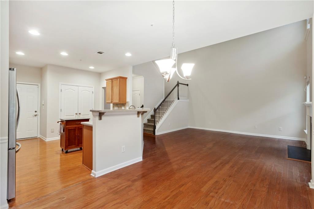 432 Mountain View Lane