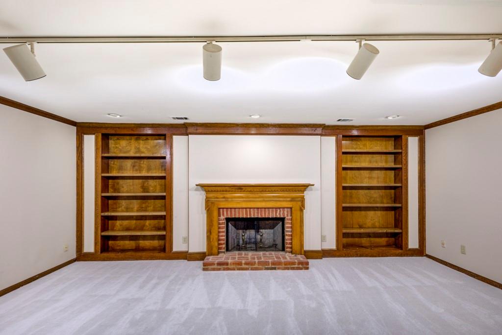 1200 Glendeven Court