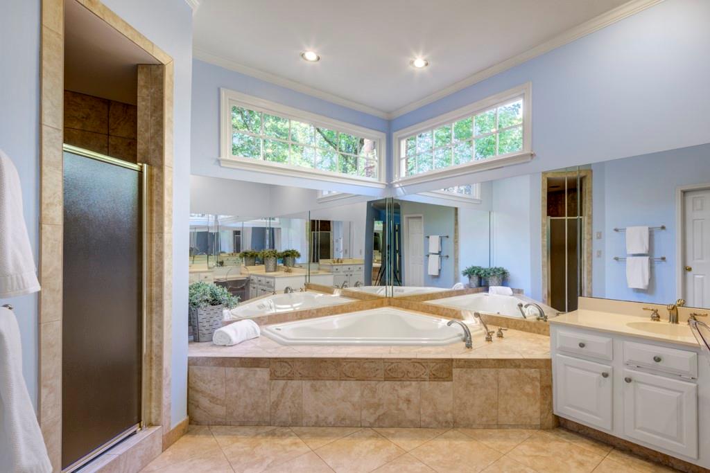 1200 Glendeven Court