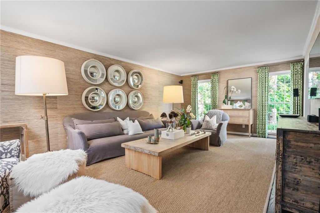 1733 Kellogg Springs Drive