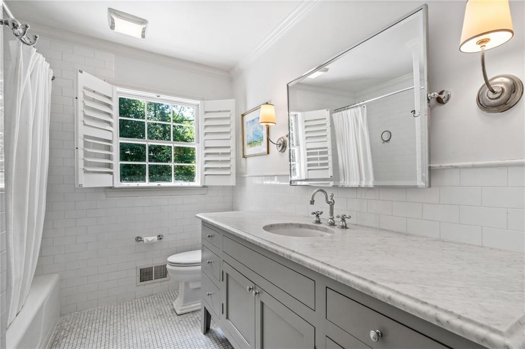 1733 Kellogg Springs Drive