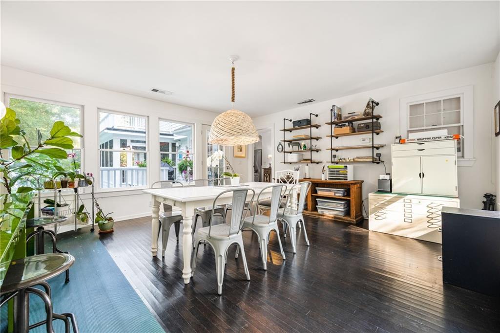 1733 Kellogg Springs Drive