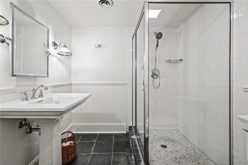 1733 Kellogg Springs Drive