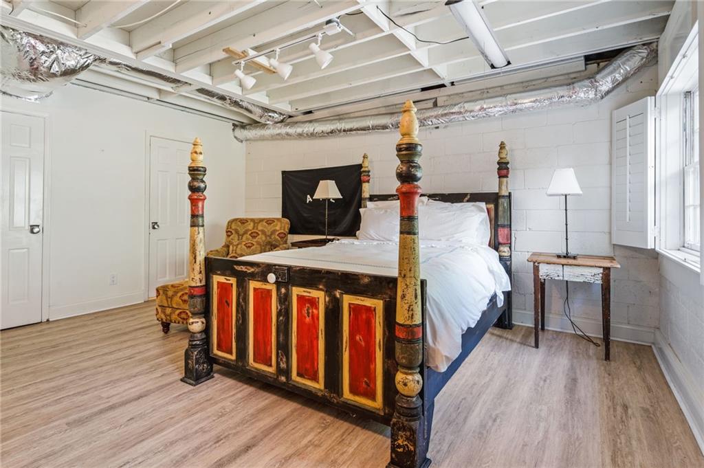 1733 Kellogg Springs Drive