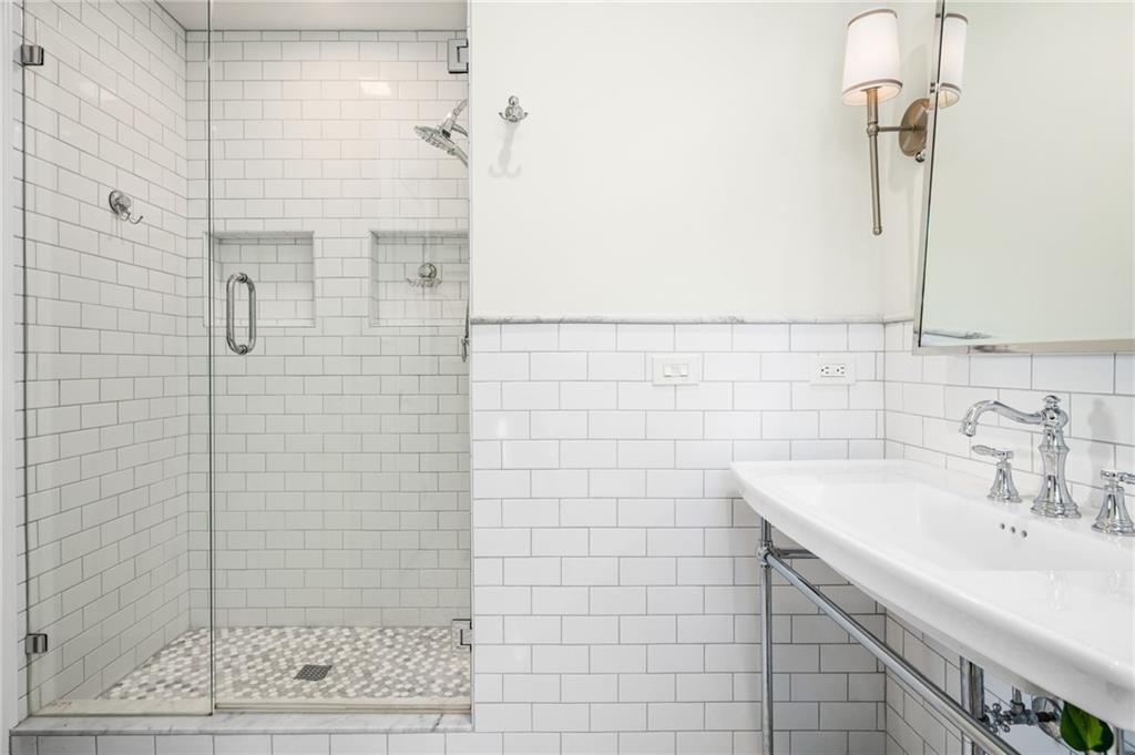 1733 Kellogg Springs Drive