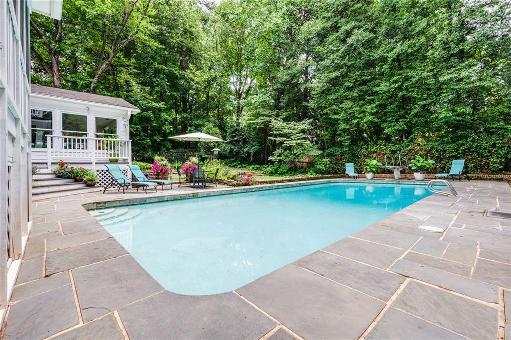 1733 Kellogg Springs Drive