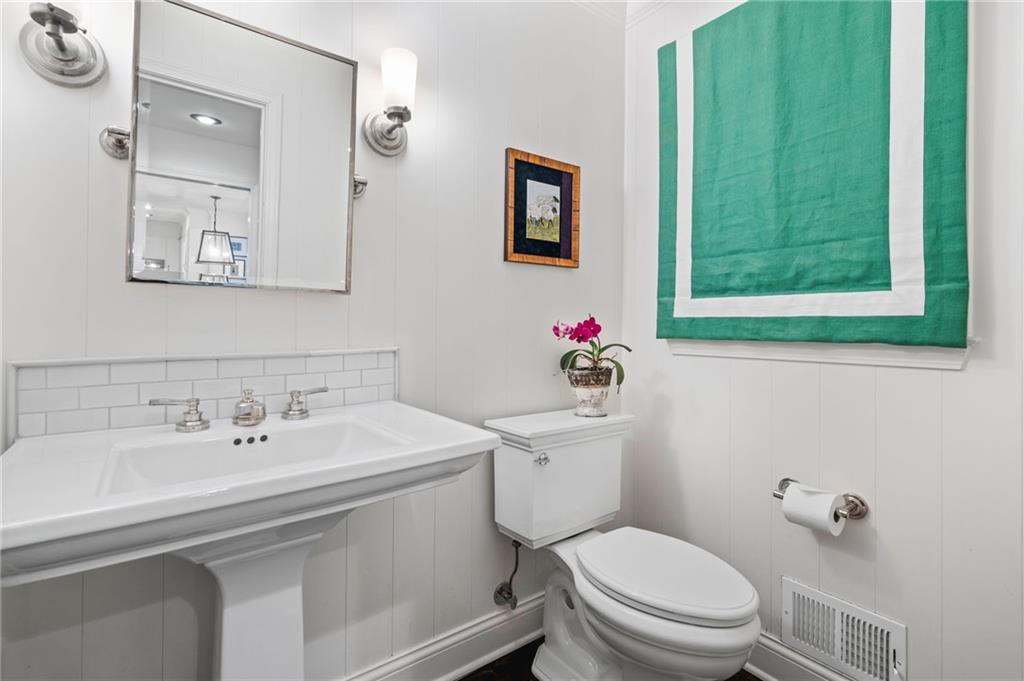 1733 Kellogg Springs Drive