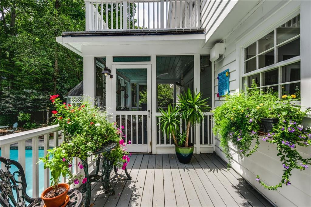 1733 Kellogg Springs Drive