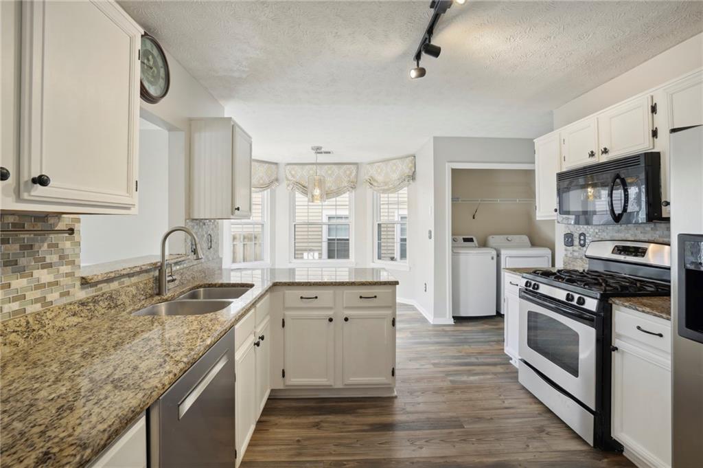 1135 Birchwood Lane