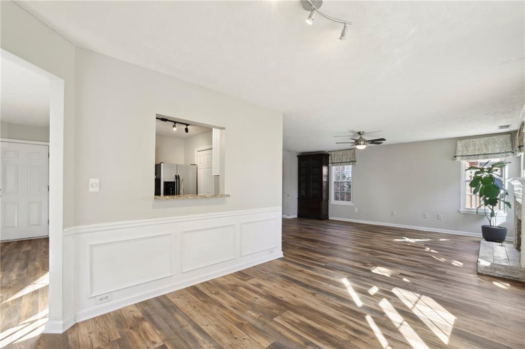 1135 Birchwood Lane