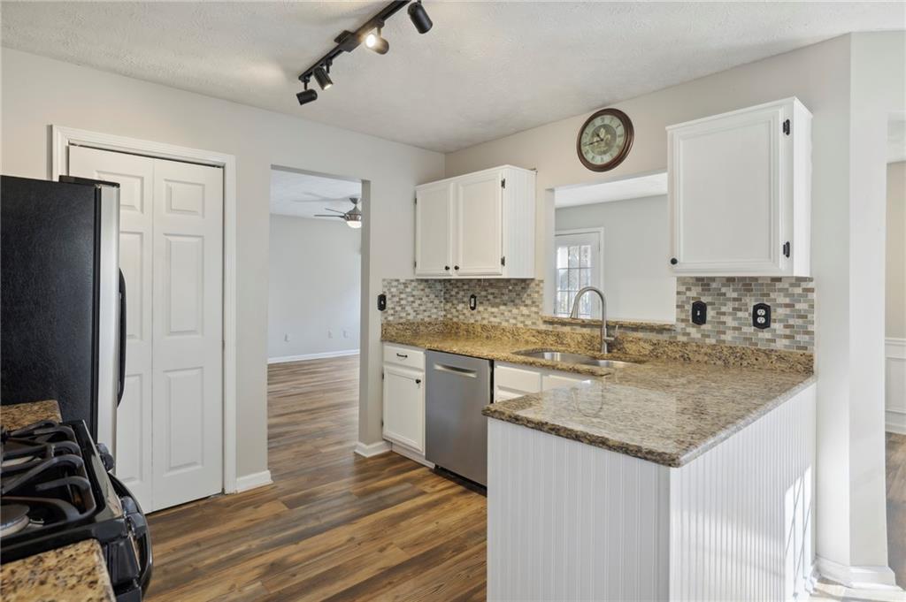 1135 Birchwood Lane