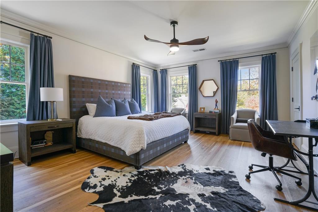 11 Palisades Road NE