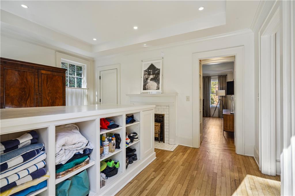 11 Palisades Road NE