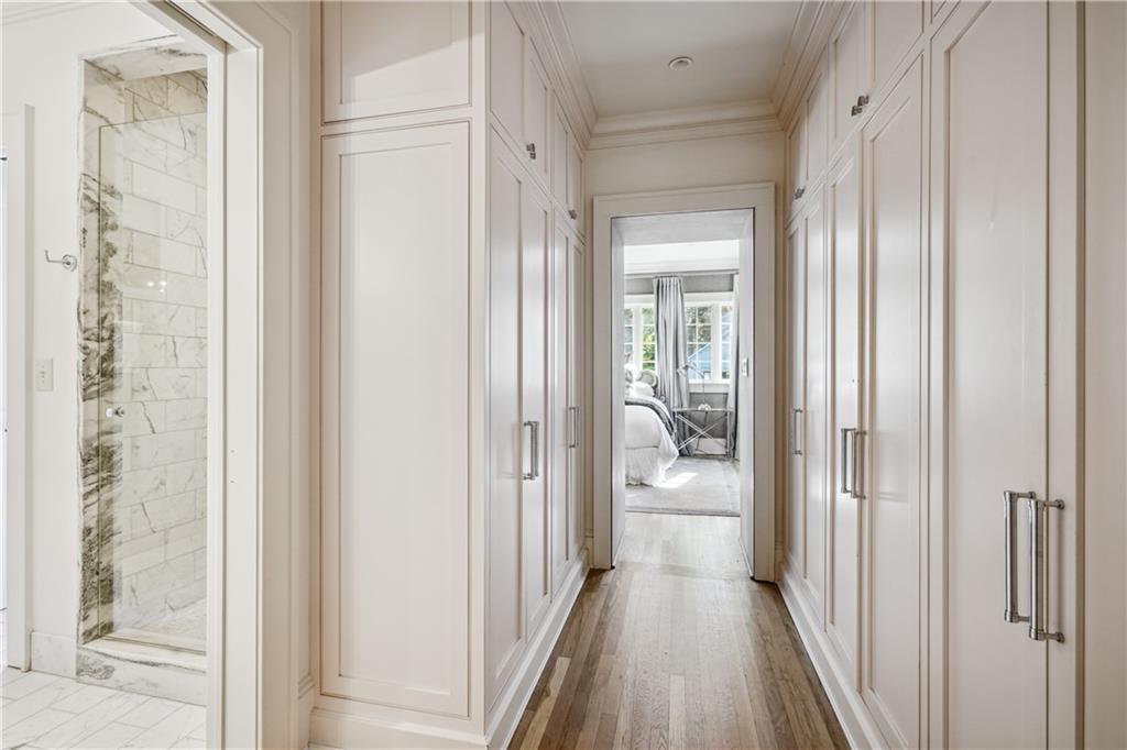 11 Palisades Road NE