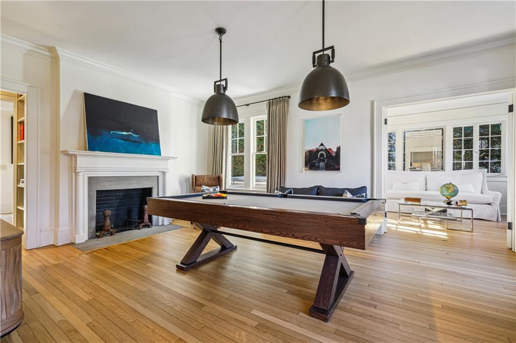 11 Palisades Road NE